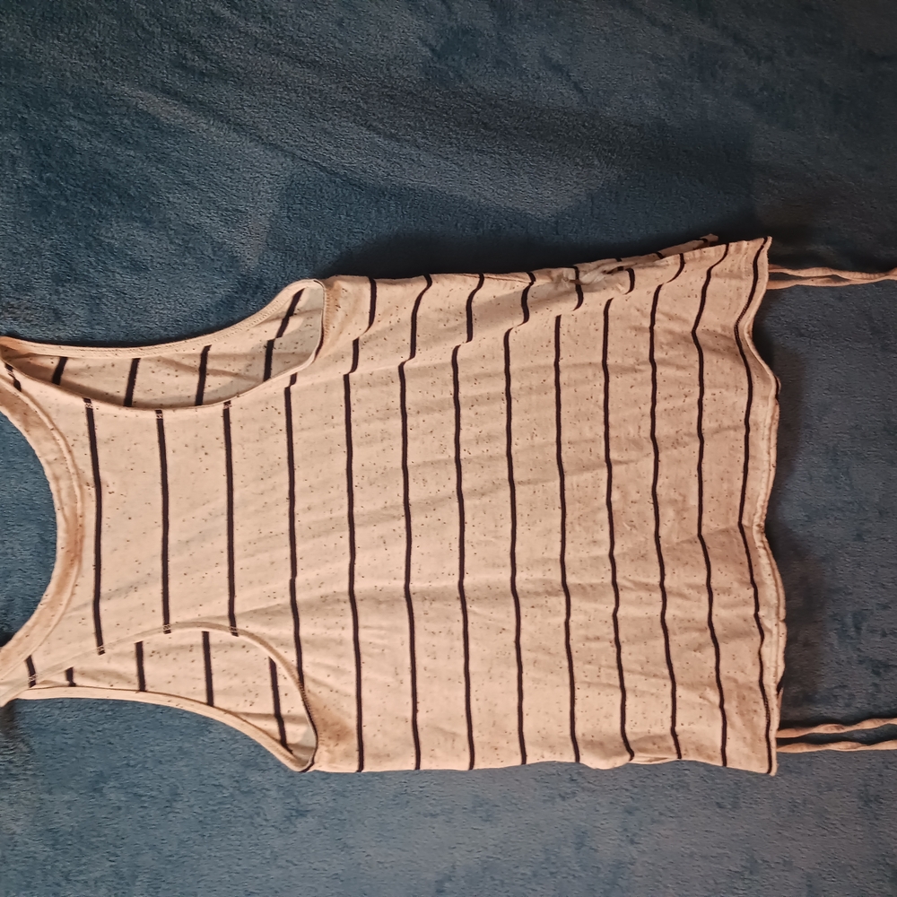 Striped Tank Top - Picture 3 of 3